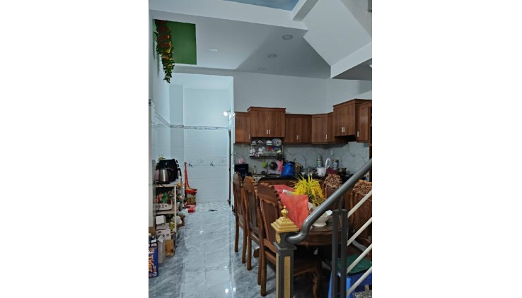 Bán Nhà Tân Chánh Hiệp Quận 12, Hẻm Oto 1 Xẹt Gần Mặt Tiền, 3 Tầng Cốt Thép Ở Ngay.